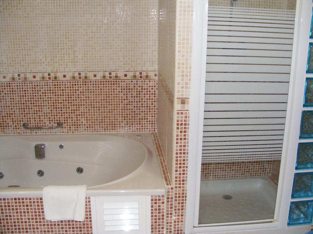 Hotel Spa Armuna Oasis Armuña de Almanzora Rum bild